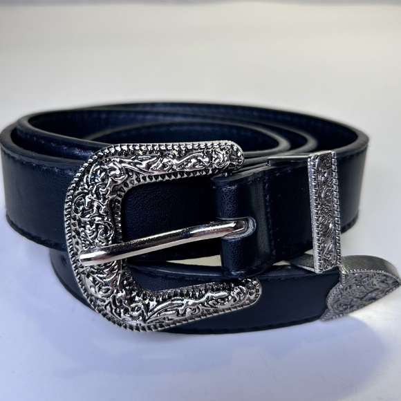 NWOT Black PU Leather Western Belt, Silver Tone Buckle stamped floral design M/L - Picture 3 of 10